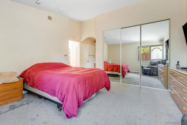 2020 N Nutmeg, Escondido, California 92026