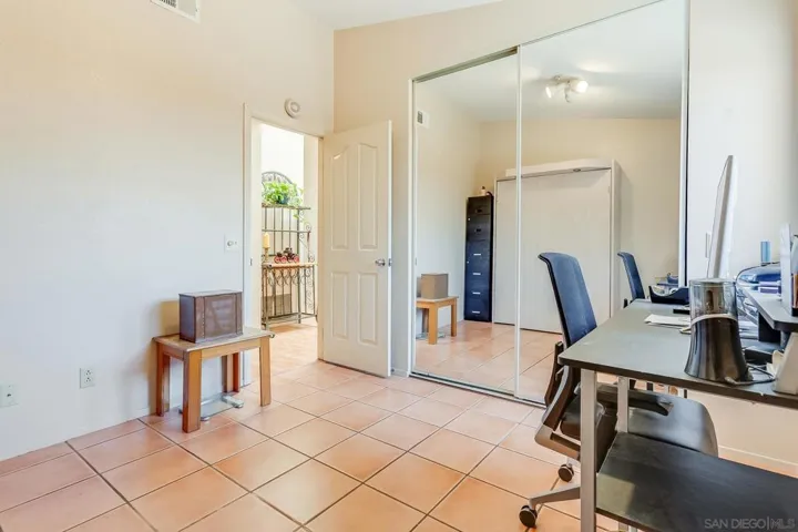 2020 N Nutmeg, Escondido, California 92026
