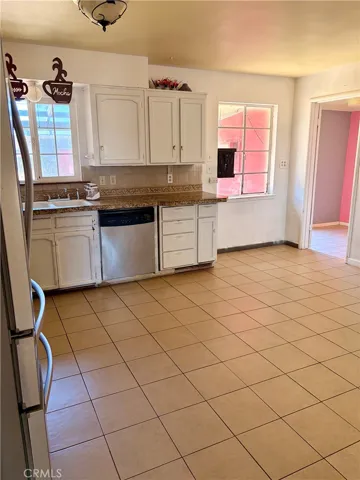 2581 E Gerard, Merced, California 95341
