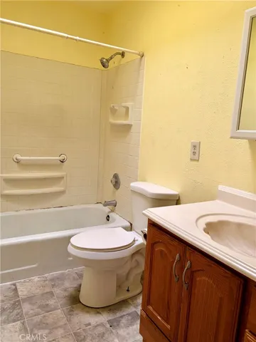 2581 E Gerard, Merced, California 95341