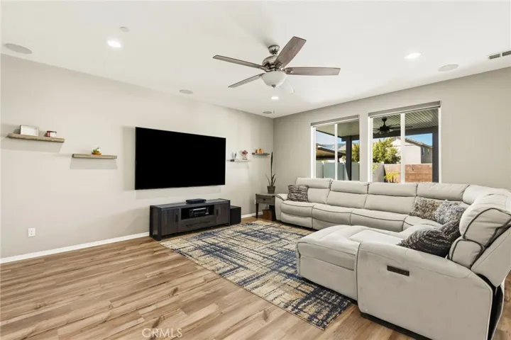 29271 Date Palm, Lake Elsinore, California 92530