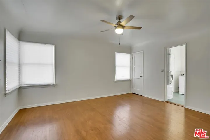3800 Roxton Avenue, Los Angeles, California 90008