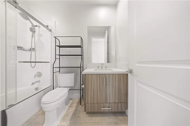 261 Burwood, Lake Forest, California 92630