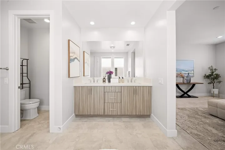261 Burwood, Lake Forest, California 92630