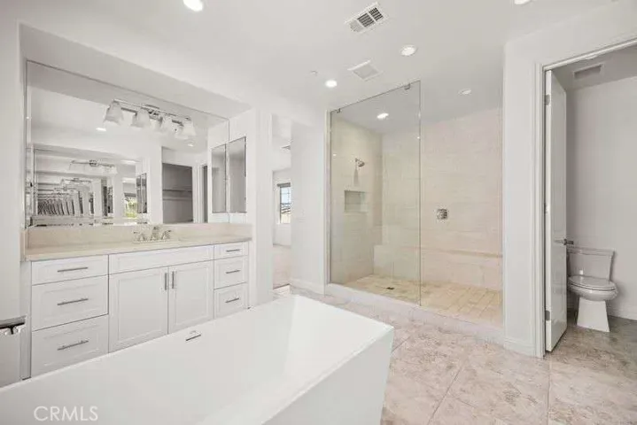 5427 Heritage Oak, Lake Forest, California 92679