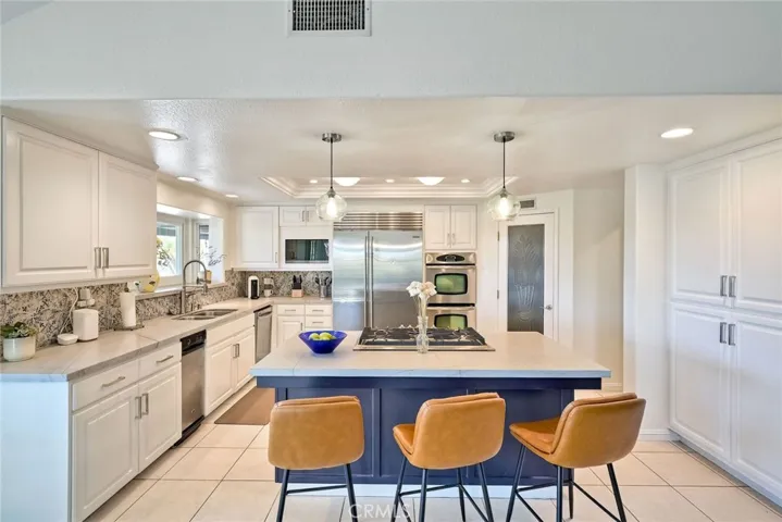 Kitchen Main
