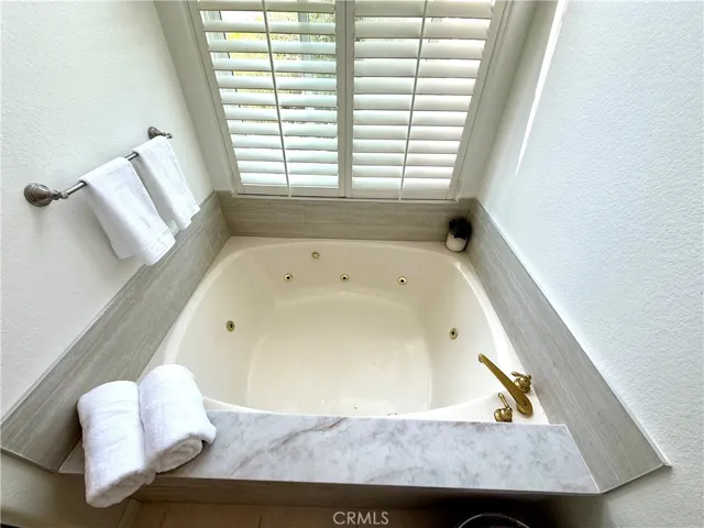 Primary Jacuzzi Tub