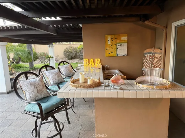 Outdoor Bar