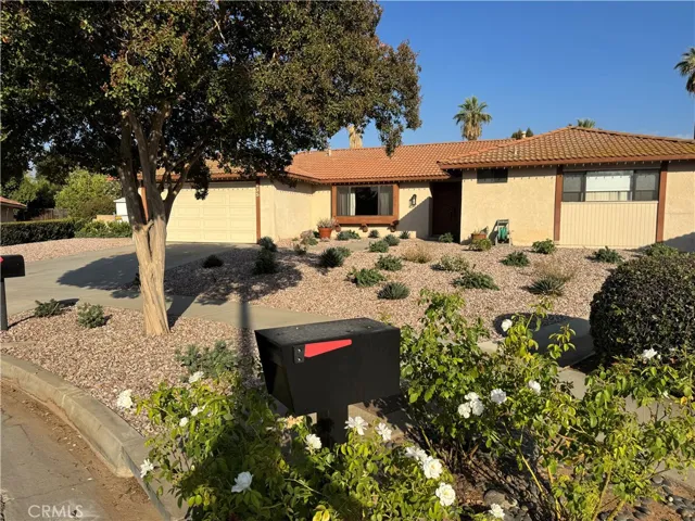 235 Pinewood Court, Redlands, California 92374
