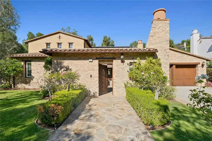 2 Ali Lane, Ladera Ranch, California 92694