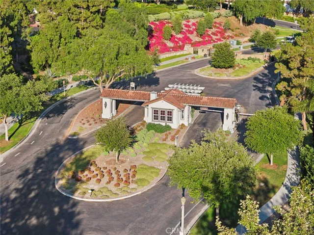 2 Ali Lane, Ladera Ranch, California 92694
