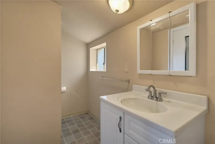 1087 E 9th Street, Chico, California 95928