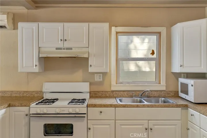 1087 E 9th Street, Chico, California 95928