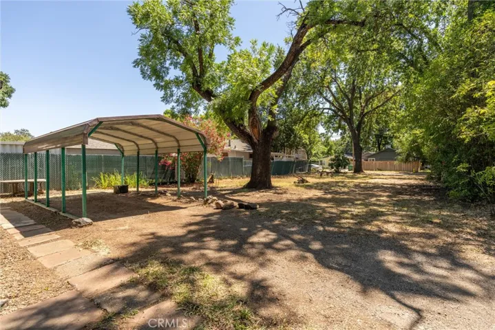 1087 E 9th Street, Chico, California 95928