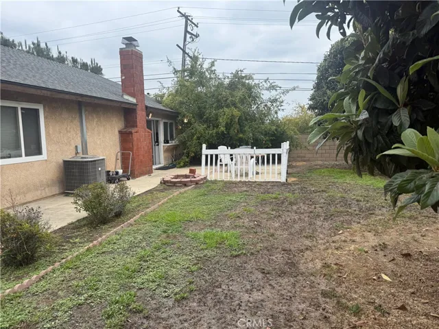 1098 Sentinel, La Verne, California 91750