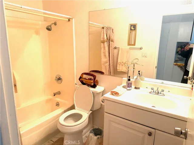 1098 Sentinel, La Verne, California 91750
