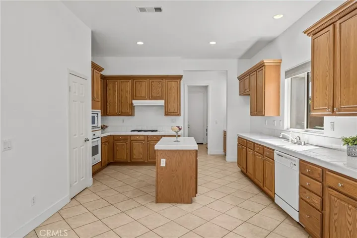 12326 White Horse Court, Eastvale, California 91752