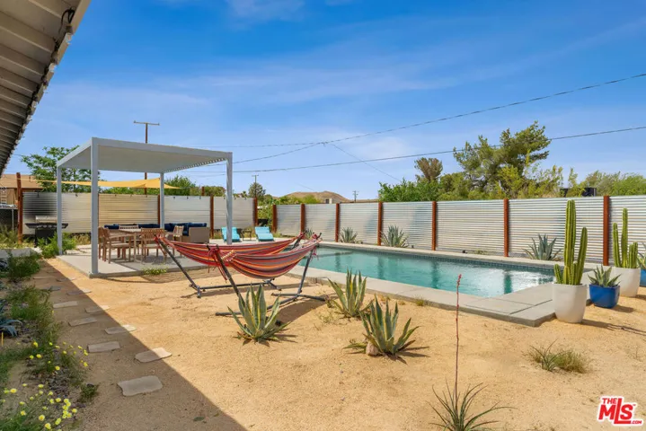 61602 La Jolla Drive, Joshua Tree, California 92252