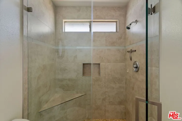 61602 La Jolla Drive, Joshua Tree, California 92252