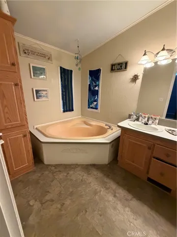 4821 Blue Grass, Phelan, California 92371