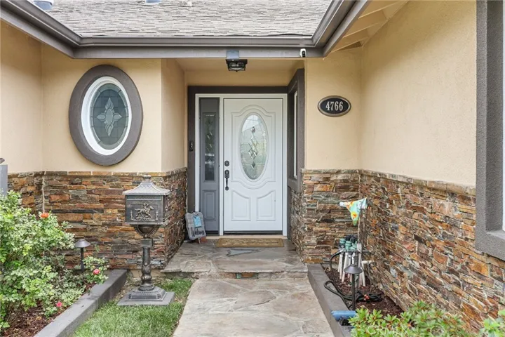 4766 Westside, La Verne, California 91750