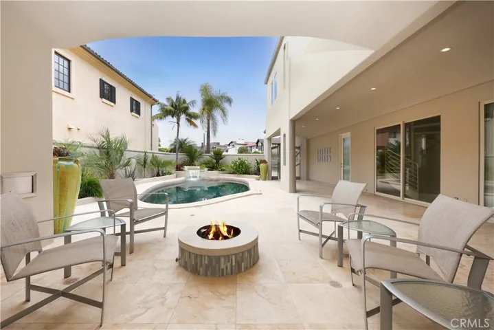 15 Goleta Point, Corona Del Mar, California 92625