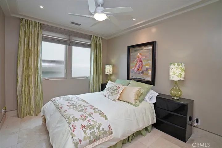 Upstairs Bedroom 4