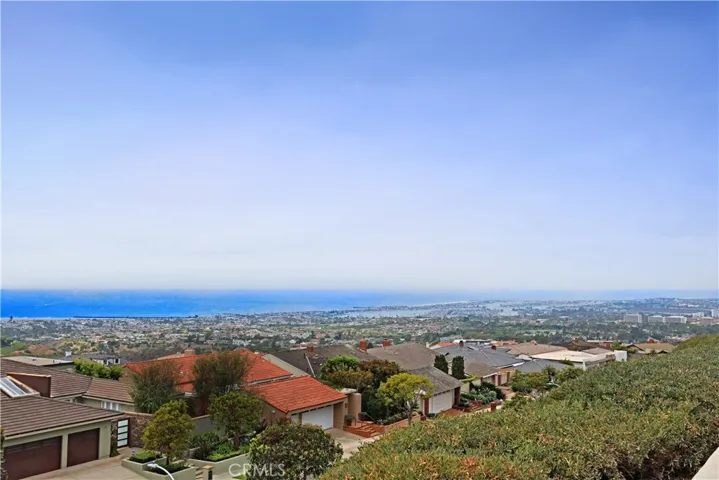 15 Goleta Point, Corona Del Mar, California 92625