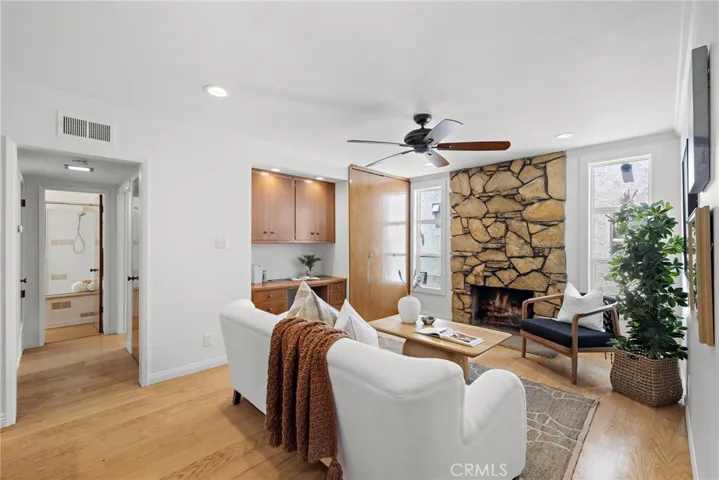 169 Roycroft, Long Beach, California 90803