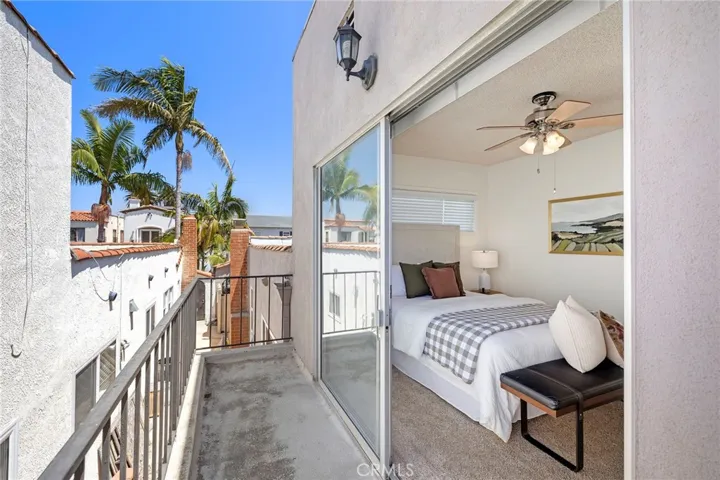 169 Roycroft, Long Beach, California 90803