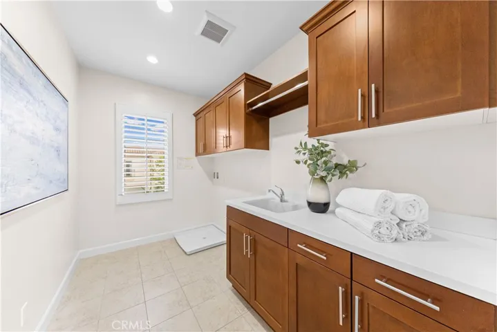 79 Honeyflower, Irvine, California 92620