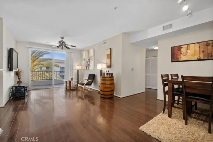1801 E Katella 4030, Anaheim, California 92805