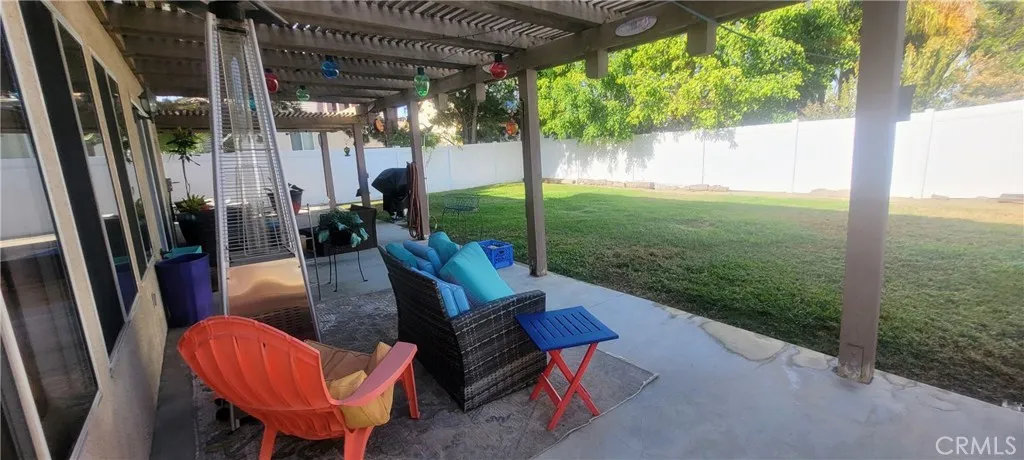 633 Linden Cir, Corona, California 92879