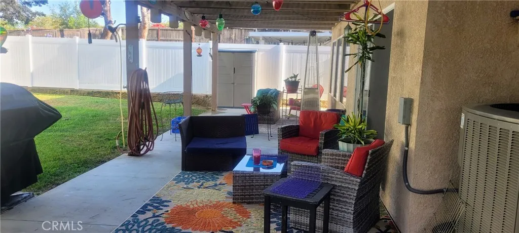 633 Linden Cir, Corona, California 92879