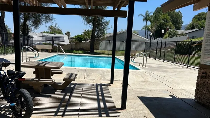 Community pool