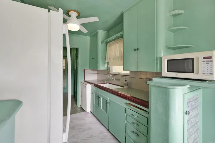 4450 Cape May Avenue, San Diego, California 92107