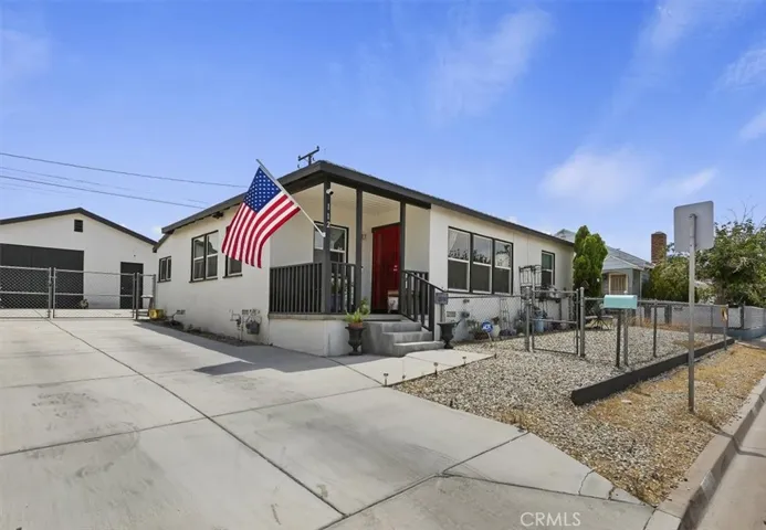 112 W Grandview Drive, Barstow, California 92311