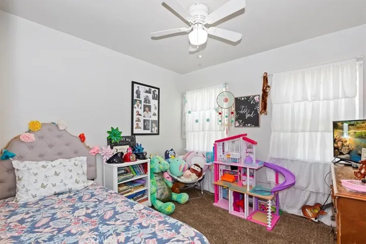 112 W Grandview Drive, Barstow, California 92311