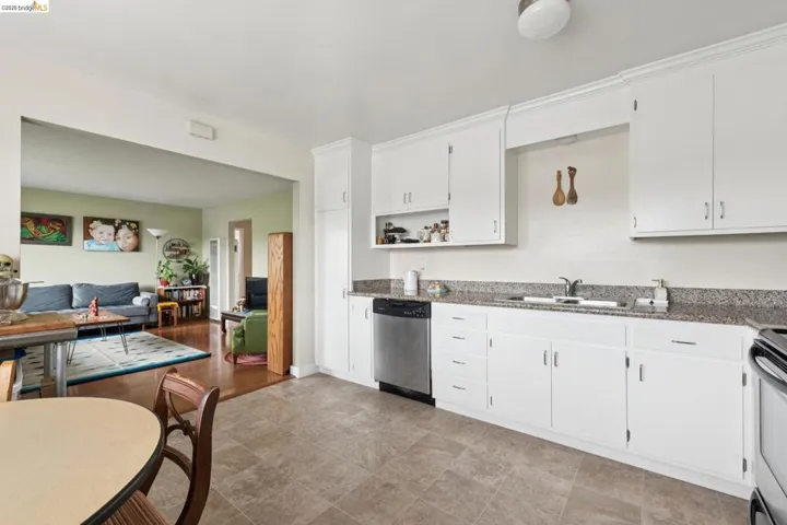 3054 Bona St D, Oakland, California 94601