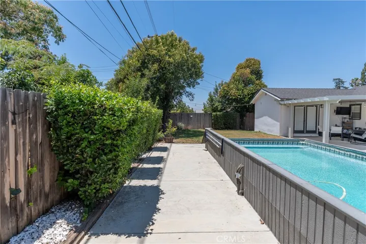 33825 Washington, Yucaipa, California 92399
