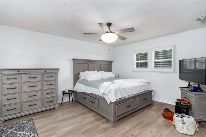 33825 Washington, Yucaipa, California 92399