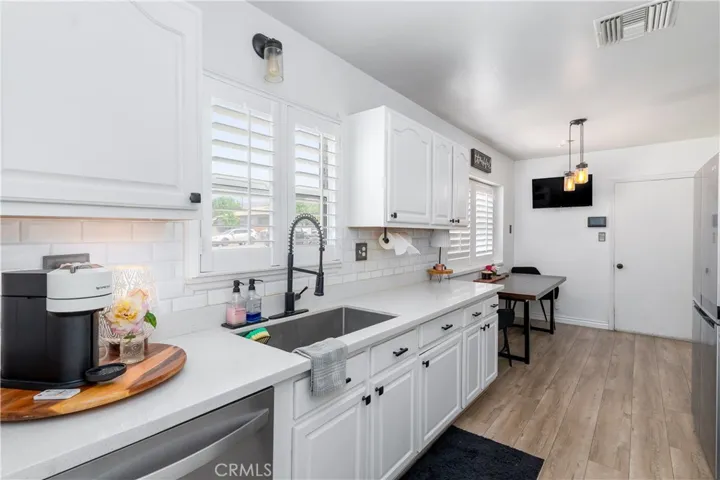 33825 Washington, Yucaipa, California 92399