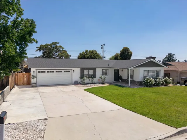 33825 Washington, Yucaipa, California 92399
