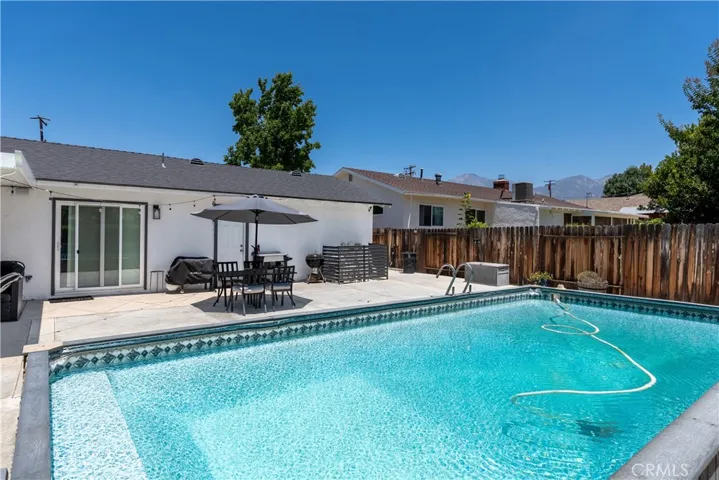 33825 Washington, Yucaipa, California 92399