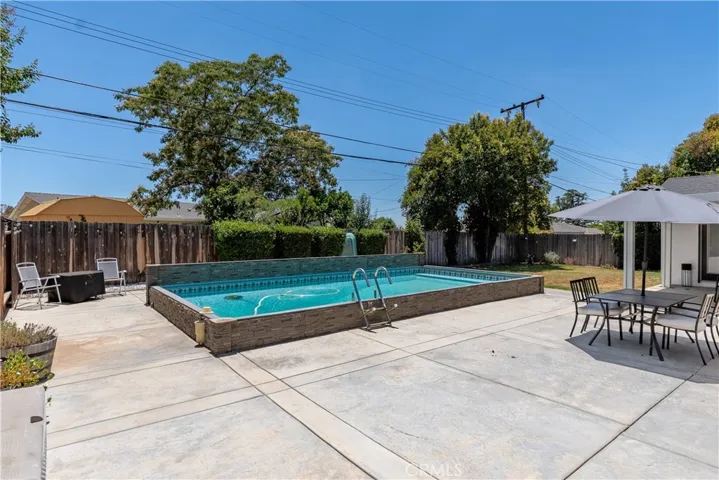 33825 Washington, Yucaipa, California 92399