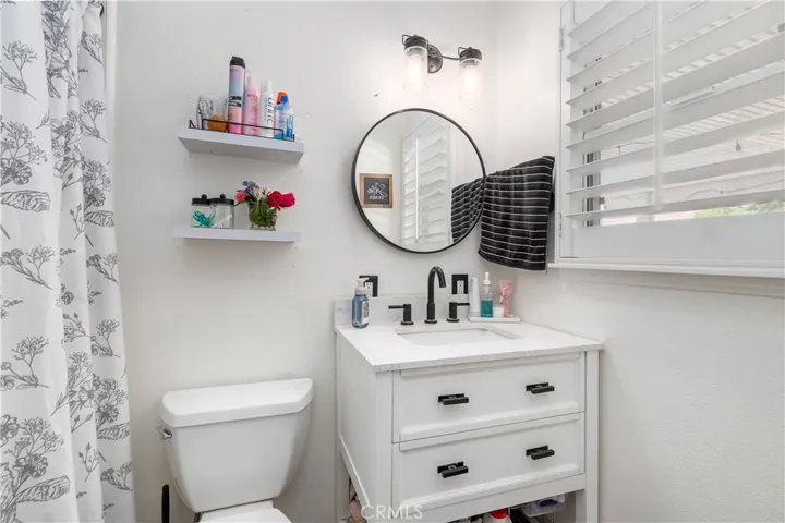 33825 Washington, Yucaipa, California 92399