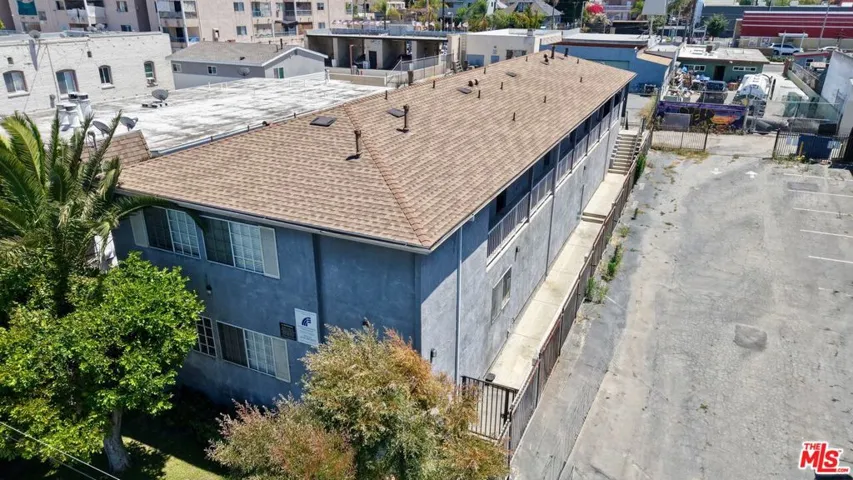 663 W 5th Street, San Pedro, California 90731