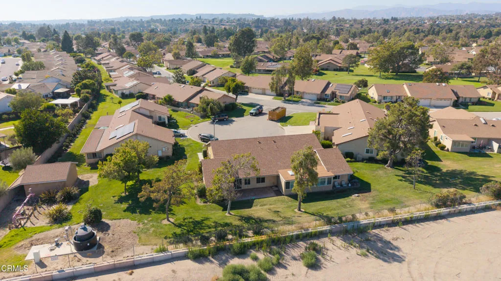 35 20164 Village 20 (Camarillo CA)
