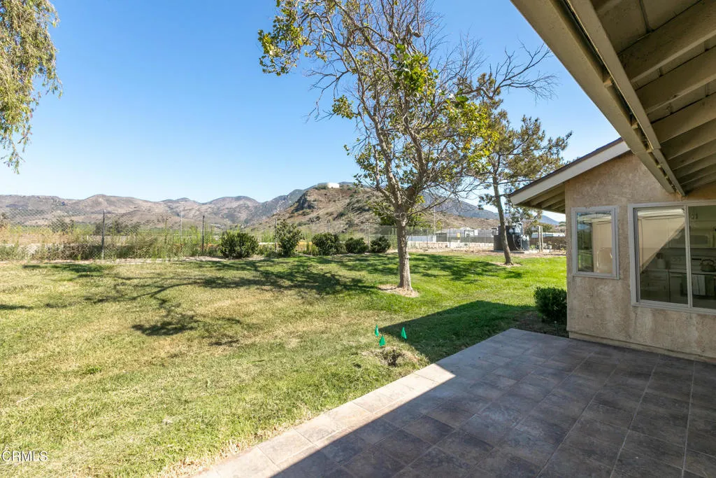 6 20164 Village 20 (Camarillo CA)