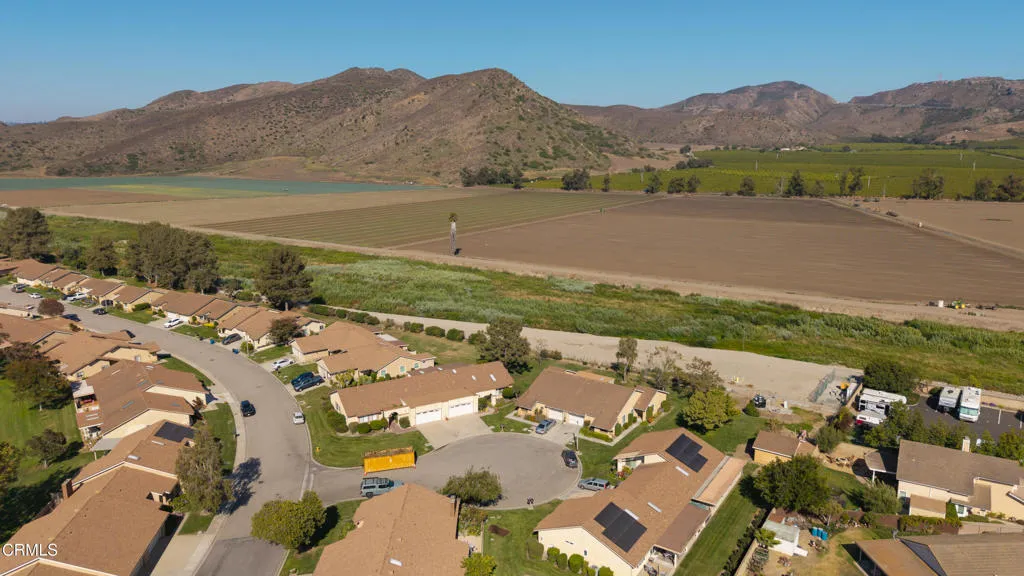 31 20164 Village 20 (Camarillo CA)